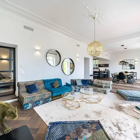 וילה Centre Maison Bourgeoise *