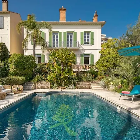 Centre Maison Bourgeoise *