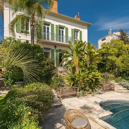 Centre Maison Bourgeoise