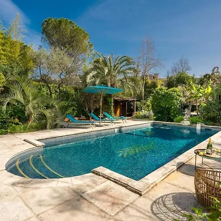 Centre Maison Bourgeoise *